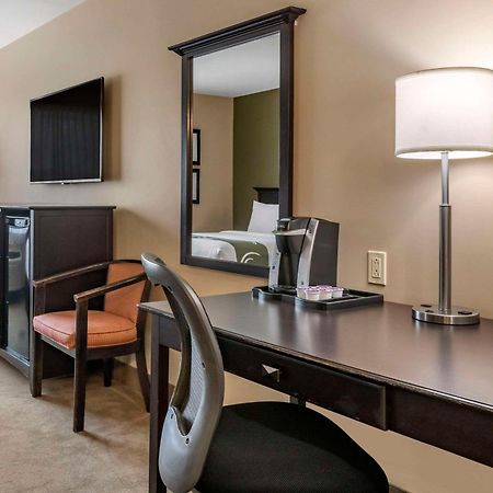 Quality Inn & Suites Quispamsis Rothesay Exterior photo