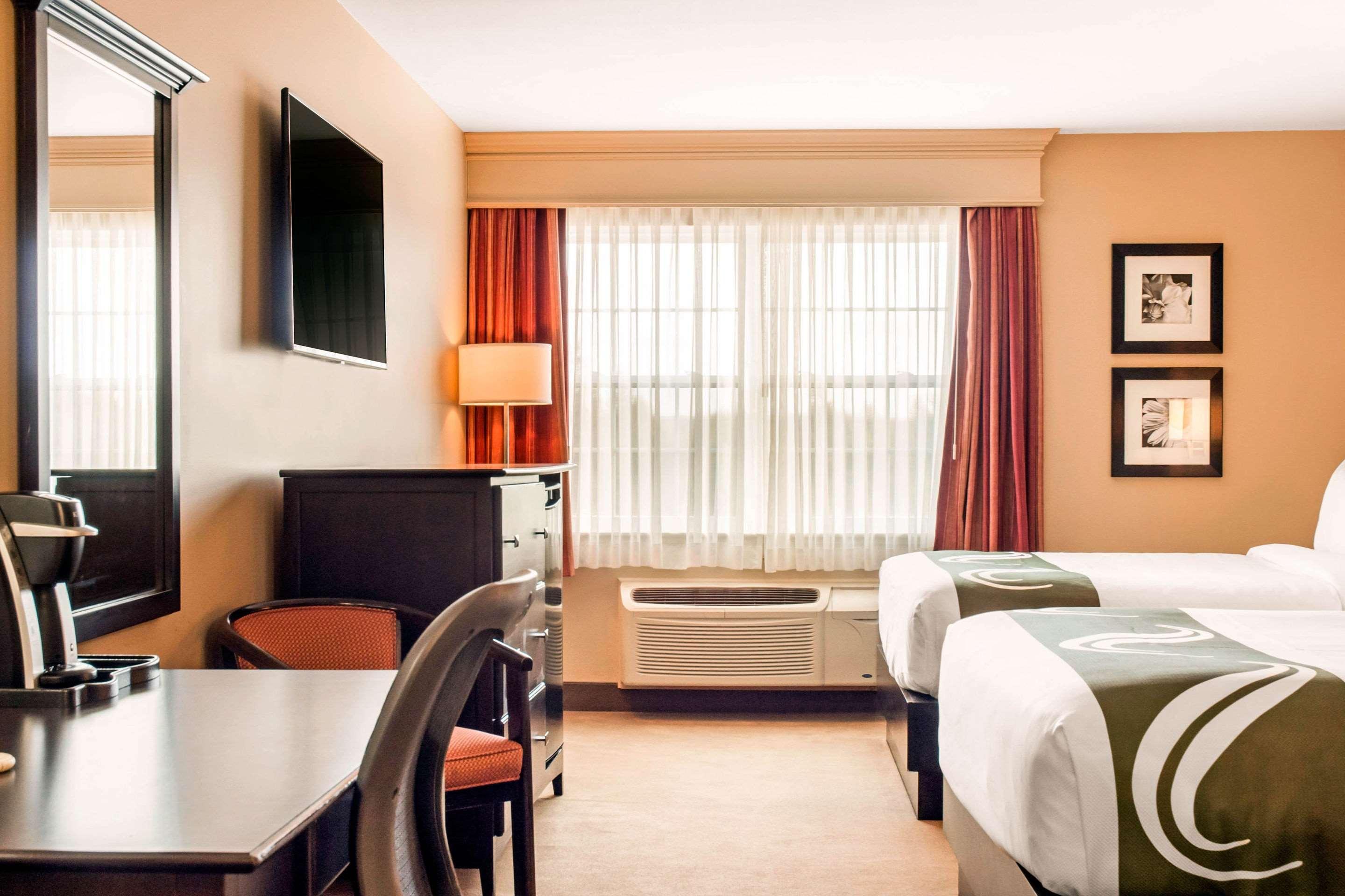 Quality Inn & Suites Quispamsis Rothesay Exterior photo