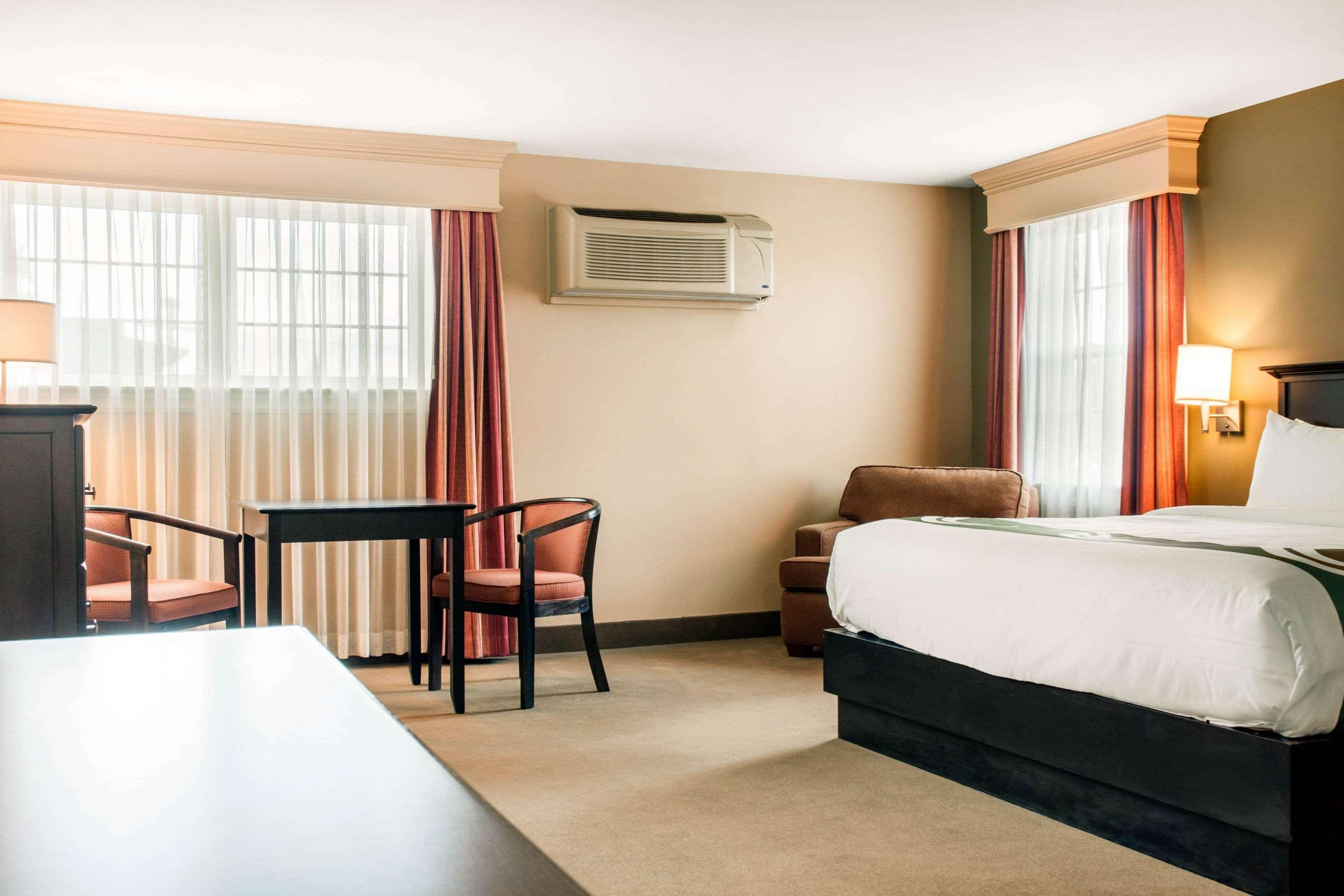 Quality Inn & Suites Quispamsis Rothesay Exterior photo
