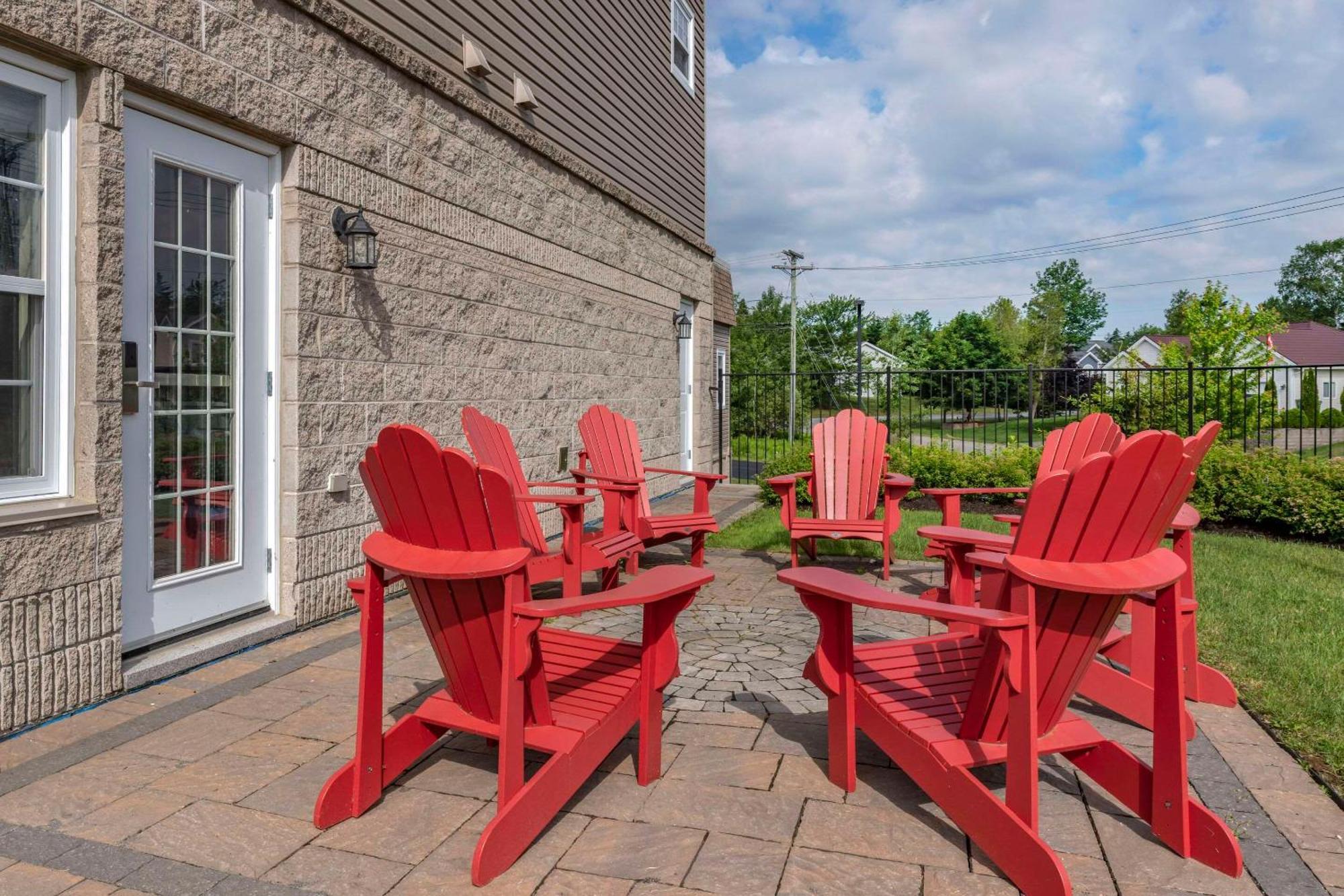 Quality Inn & Suites Quispamsis Rothesay Exterior photo