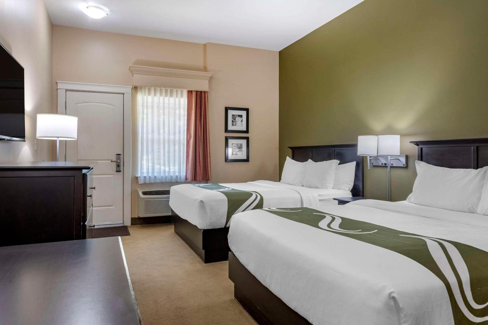 Quality Inn & Suites Quispamsis Rothesay Exterior photo