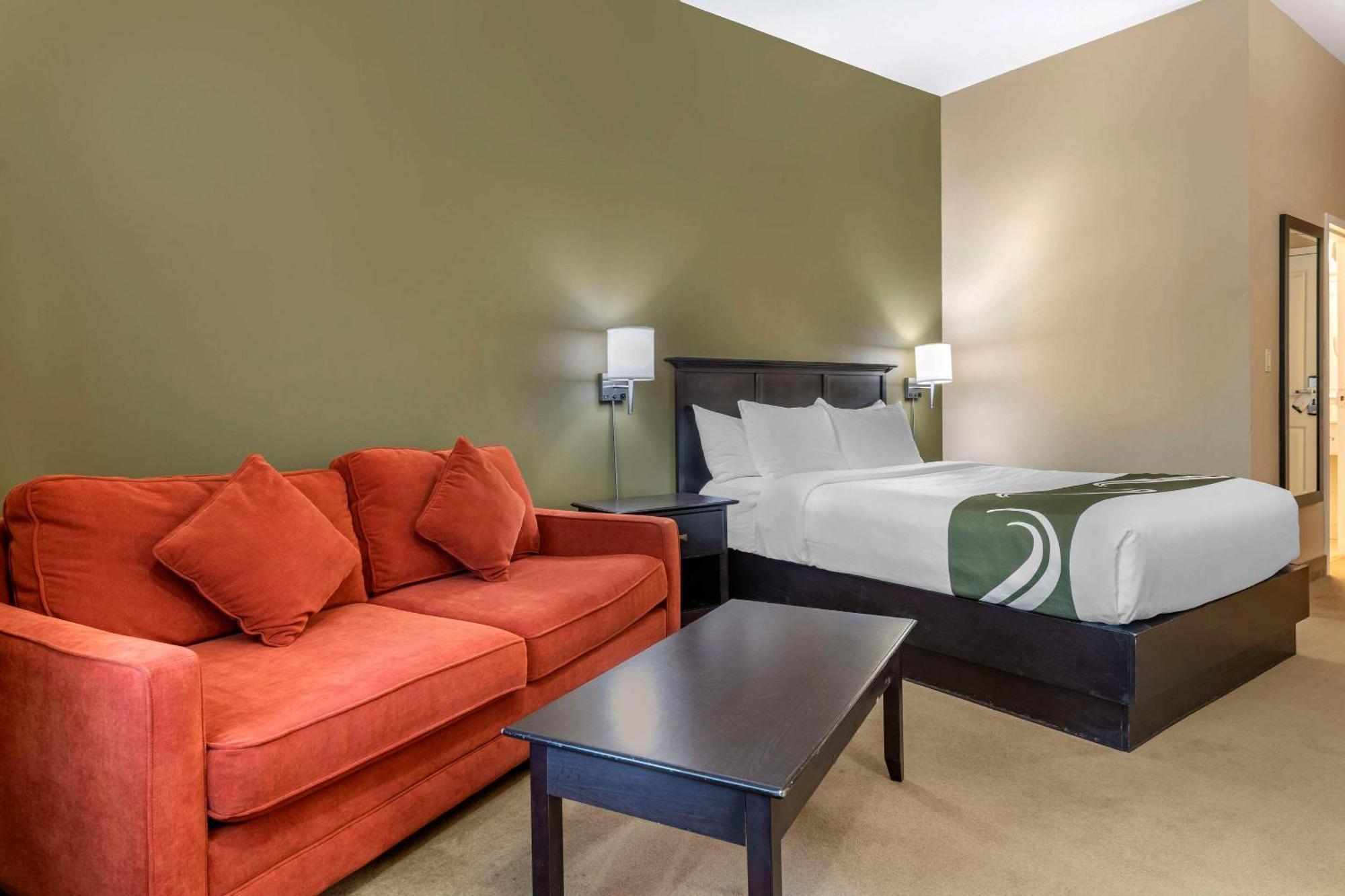 Quality Inn & Suites Quispamsis Rothesay Exterior photo